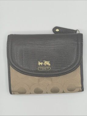 Coach Compact Trifold Wallet in Tan and Black with Gold Hardware